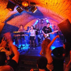2009 - 2010 - RR.jpg